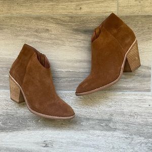Jeffrey Campbell bootie size 6.5